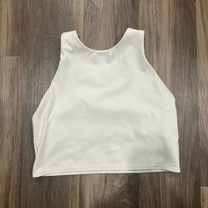 Athleta Conscious Crop